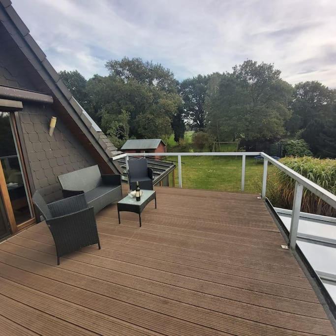 Apartment In Upper Floor In Nature Reserve. Hipstedt Екстериор снимка