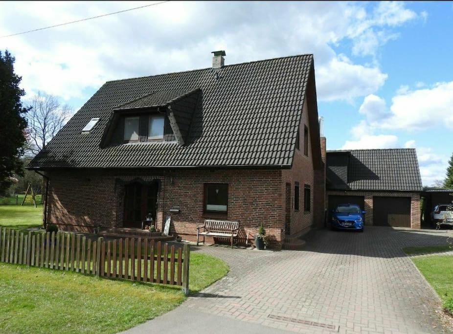Apartment In Upper Floor In Nature Reserve. Hipstedt Екстериор снимка